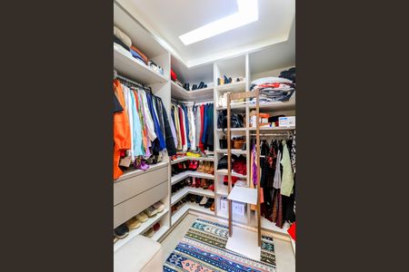 Apartamento à venda com 185m², 3 quartos e 2 vagasCloset da Suíte