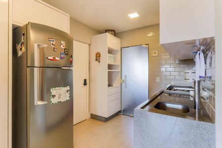 Apartamento à venda com 185m², 3 quartos e 2 vagasCozinha