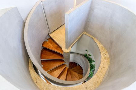 Apartamento à venda com 185m², 3 quartos e 2 vagasEscada