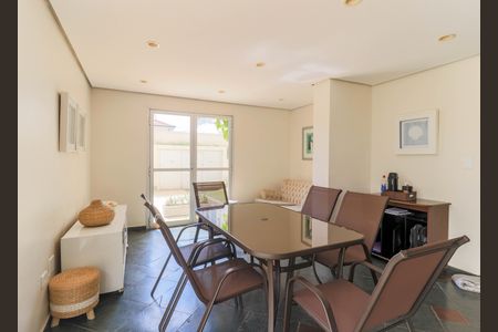 Apartamento à venda com 185m², 3 quartos e 2 vagasÁrea comum - Salão de festas