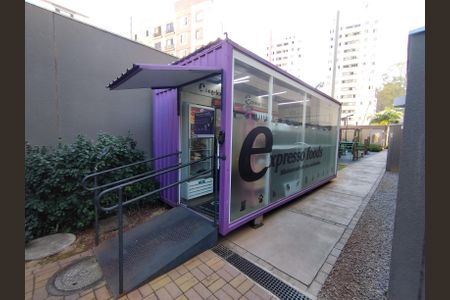 Apartamento à venda com 37m², 2 quartos e sem vagaMercado