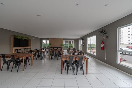 Apartamento para alugar com 56m², 2 quartos e 1 vagaÁrea comum - Salão de festas