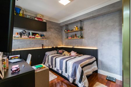 Apartamento à venda com 238m², 4 quartos e 4 vagasQuarto 2