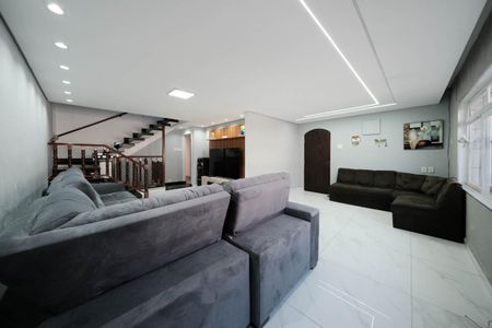 Casa à venda com 271m², 6 quartos e 5 vagasSala 1