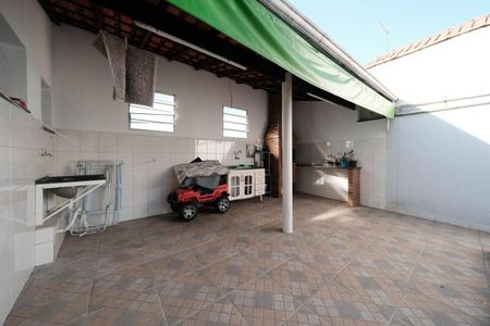 Casa à venda com 271m², 6 quartos e 5 vagasÁrea de Serviço