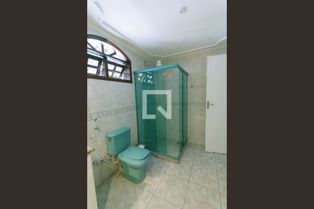Casa de condomínio para alugar com 500m², 8 quartos e 4 vagas Casa de condomínio para alugar com 500m², 8 quartos e 4 vagasBanheiro da Suíte 4