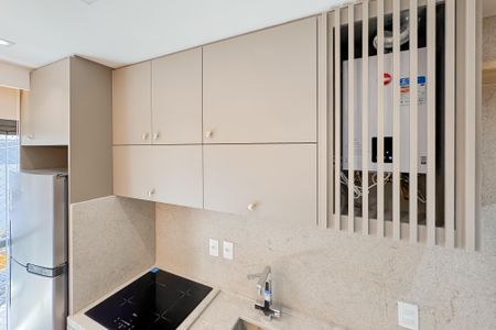 Studio para alugar com 38m², 1 quarto e sem vaga Studio para alugar com 38m², 1 quarto e sem vagaCozinha - Armários