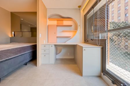 Studio para alugar com 38m², 1 quarto e sem vaga Studio para alugar com 38m², 1 quarto e sem vagaVaranda - Escritório