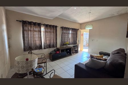 Sala de casa para alugar com 3 quartos, 360m² em Jardim Eulina, Campinas