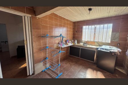 Casa à venda com 360m², 3 quartos e 3 vagasEdícula - Cozinha 