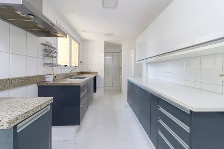 Apartamento à venda com 167m², 3 quartos e 3 vagasCozinha