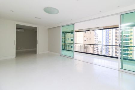 Sala de apartamento à venda com 3 quartos, 167m² em Brooklin, São Paulo