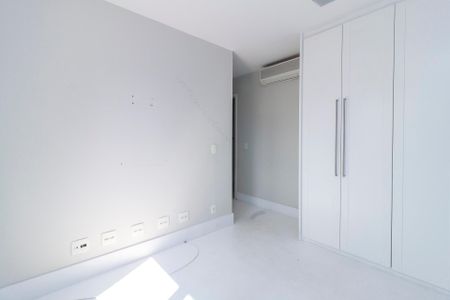Apartamento à venda com 167m², 3 quartos e 3 vagasSuíte 1