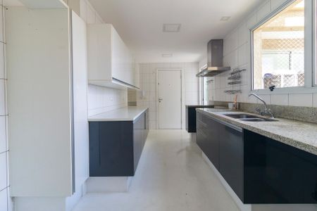 Apartamento à venda com 167m², 3 quartos e 3 vagasCozinha