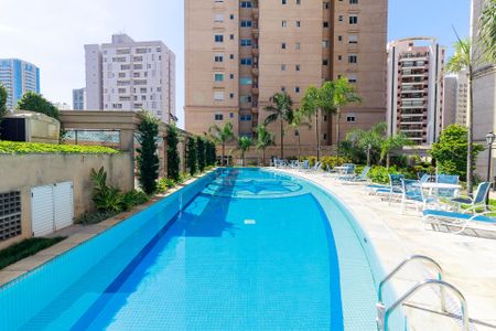 Apartamento à venda com 167m², 3 quartos e 3 vagasPiscina