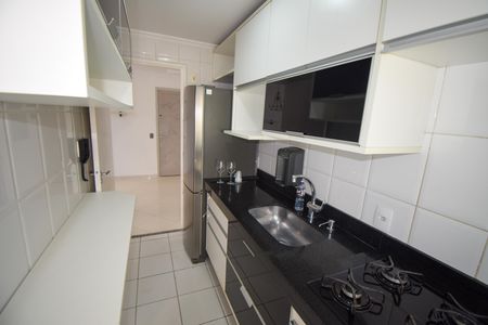 Apartamento à venda com 51m², 2 quartos e 1 vaga Apartamento à venda com 51m², 2 quartos e 1 vagaCozinha