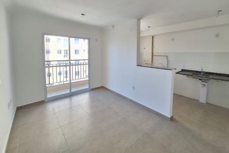 Sala de apartamento para alugar com 2 quartos, 45m² em Figueira, Duque de Caxias