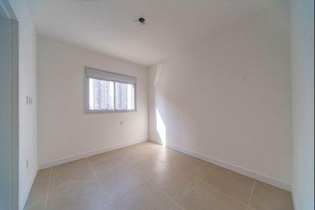 Apartamento à venda com 137m², 3 quartos e 3 vagas Apartamento à venda com 137m², 3 quartos e 3 vagasSuíte 2