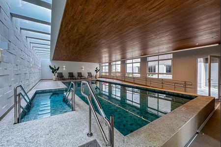 Apartamento à venda com 137m², 3 quartos e 3 vagas Apartamento à venda com 137m², 3 quartos e 3 vagasPiscina Coberta