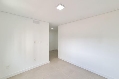 Apartamento à venda com 137m², 3 quartos e 3 vagas Apartamento à venda com 137m², 3 quartos e 3 vagasSuíte 3