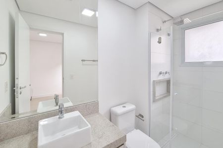 Apartamento à venda com 137m², 3 quartos e 3 vagas Apartamento à venda com 137m², 3 quartos e 3 vagasBanheiro da Suíte 2