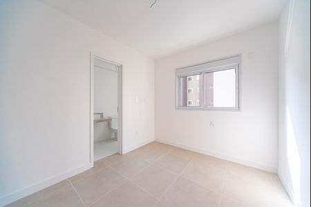 Apartamento à venda com 137m², 3 quartos e 3 vagas Apartamento à venda com 137m², 3 quartos e 3 vagasSuíte 2