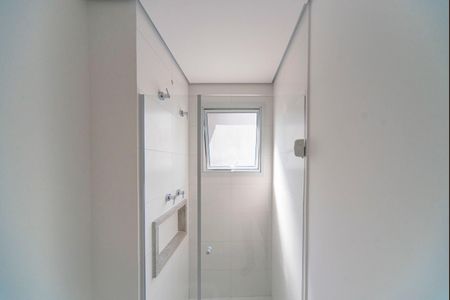 Apartamento à venda com 137m², 3 quartos e 3 vagas Apartamento à venda com 137m², 3 quartos e 3 vagasBanheiro da Suíte 2