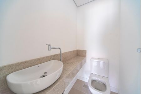 Apartamento à venda com 137m², 3 quartos e 3 vagas Apartamento à venda com 137m², 3 quartos e 3 vagasLavabo