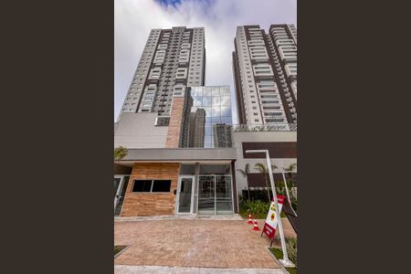 Apartamento à venda com 137m², 3 quartos e 3 vagas Apartamento à venda com 137m², 3 quartos e 3 vagasFachada e portaria