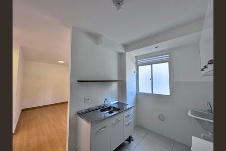 Apartamento para alugar com 45m², 2 quartos e 1 vagaCozinha e Área de Serviço