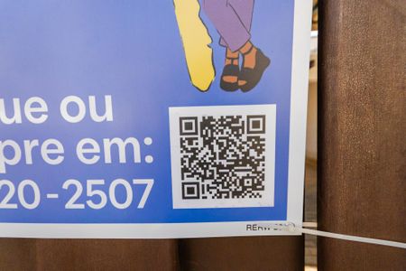 Casa para alugar com 249m², 4 quartos e 6 vagasPlaquinha