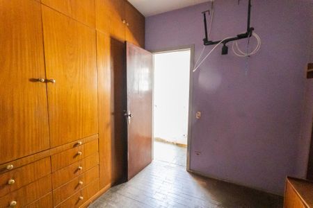 Casa para alugar com 249m², 4 quartos e 6 vagasQuarto 1