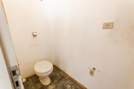 Casa para alugar com 249m², 4 quartos e 6 vagasLavabo