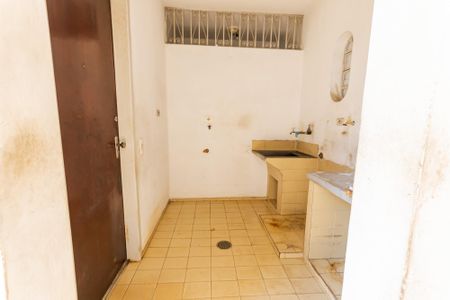 Casa para alugar com 249m², 4 quartos e 6 vagasÁrea de Serviço