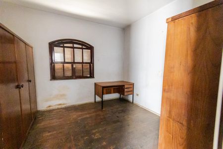 Casa para alugar com 249m², 4 quartos e 6 vagasQuarto 2