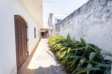 Casa para alugar com 249m², 4 quartos e 6 vagasCorredor