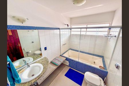 Apartamento à venda com 156m², 3 quartos e 1 vagaBanheiro 2