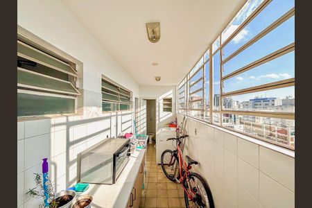 Apartamento à venda com 156m², 3 quartos e 1 vagaÁrea de Serviço