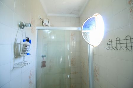 Casa à venda com 330m², 5 quartos e 2 vagas Casa à venda com 330m², 5 quartos e 2 vagasBanheiro da Suíte 2