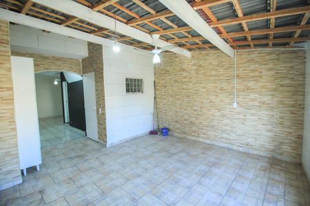 Casa à venda com 330m², 5 quartos e 2 vagas Casa à venda com 330m², 5 quartos e 2 vagasAndar de cima