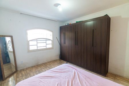Casa à venda com 210m², 3 quartos e 2 vagasSuite 1
