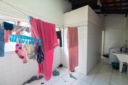 Casa à venda com 210m², 3 quartos e 2 vagasLavanderia