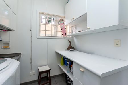 Casa à venda com 363m², 3 quartos e 4 vagas Casa à venda com 363m², 3 quartos e 4 vagasÁrea de Serviço