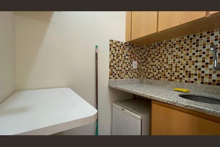 Studio para alugar com 32m², 1 quarto e sem vaga Studio para alugar com 32m², 1 quarto e sem vagaCozinha