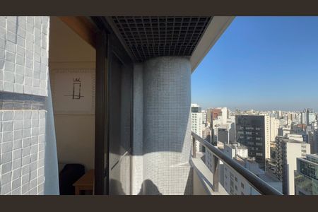 Studio para alugar com 32m², 1 quarto e sem vaga Studio para alugar com 32m², 1 quarto e sem vagaVaranda