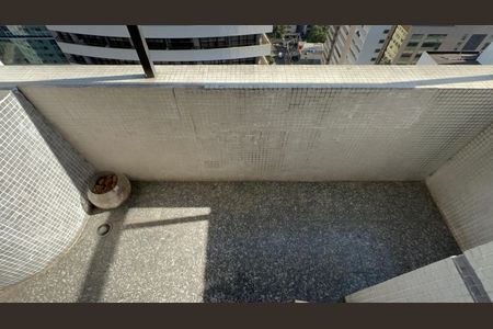 Studio para alugar com 32m², 1 quarto e sem vaga Studio para alugar com 32m², 1 quarto e sem vagaVaranda