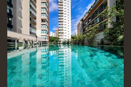 Apartamento à venda com 232m², 3 quartos e 3 vagas Apartamento à venda com 232m², 3 quartos e 3 vagasPiscina