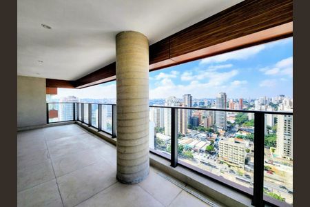 Apartamento à venda com 232m², 3 quartos e 3 vagas Apartamento à venda com 232m², 3 quartos e 3 vagasSacada