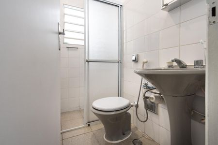 Casa à venda com 120m², 3 quartos e 1 vaga Casa à venda com 120m², 3 quartos e 1 vagaBanheiro