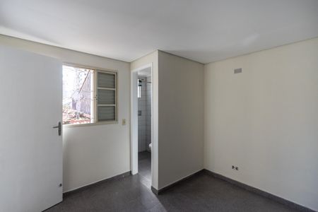 Casa à venda com 120m², 3 quartos e 1 vaga Casa à venda com 120m², 3 quartos e 1 vagaEdícula - Suite